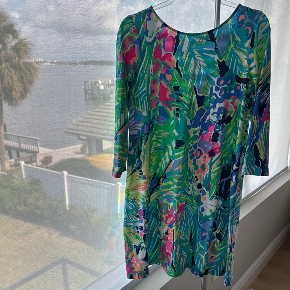 Lilly Pulitzer size medium Ophelia dress pattern called  perrfect